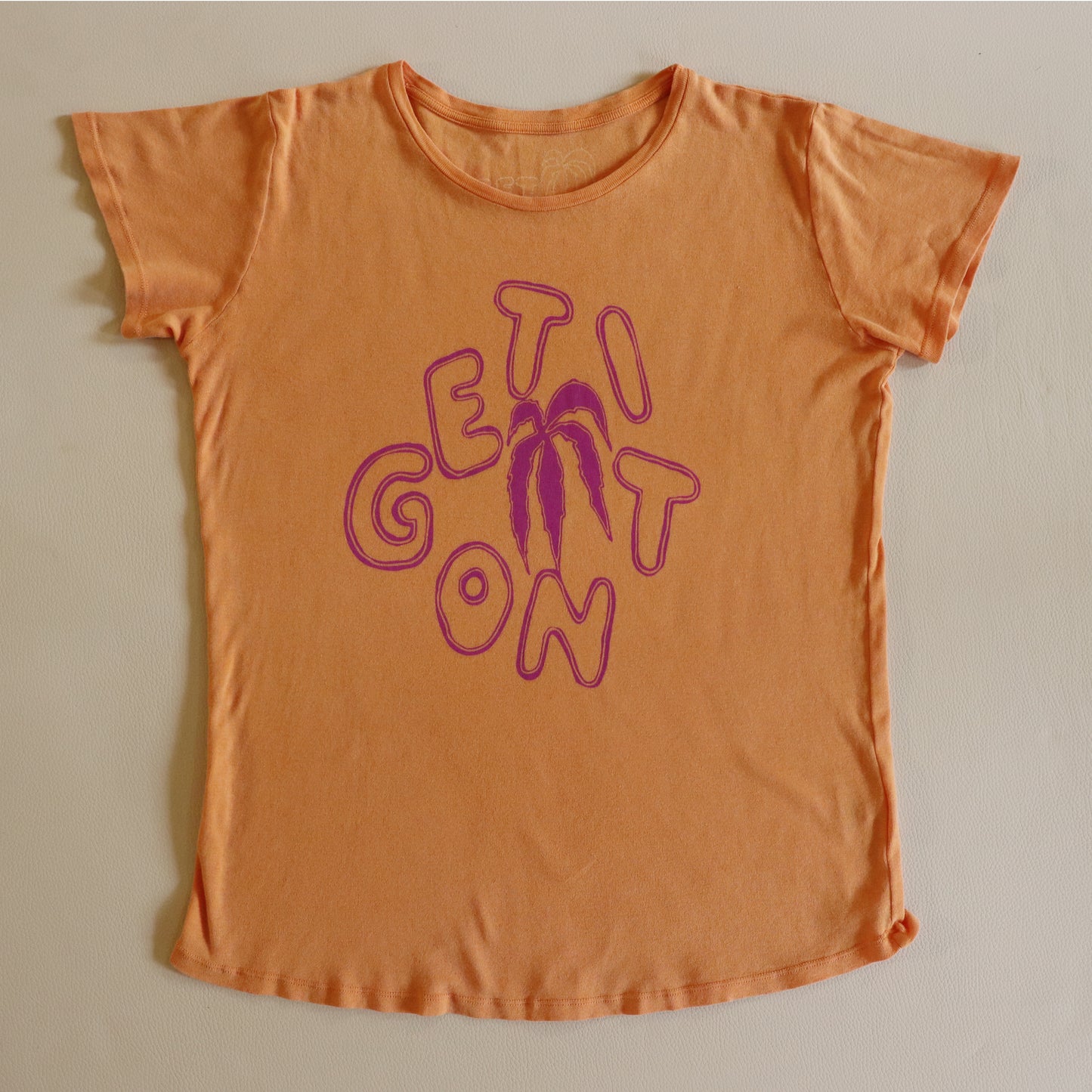 GET IT ON MAGENTA ORANGE TEE